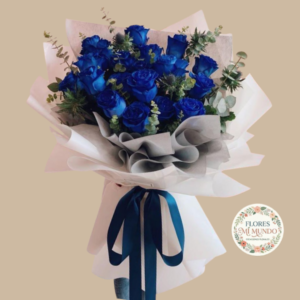 Ramo Con Rosas Azules