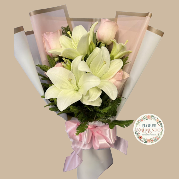Rosas y Liliums en Ramo
