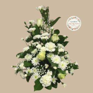 Arreglo con Flores Blancas
