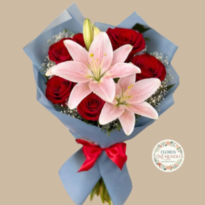 Delicado Ramo con Rosas y Liliums