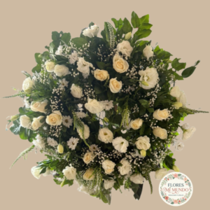 Corona de Condolencias con Rosas Blancas