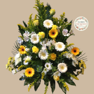 Arrimo con Rosas y Gerberas