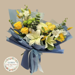 Ramo con Lirios Blancos y Rosas Amarillas