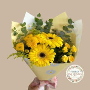 Gerberas y Mini Rosas en Ramo